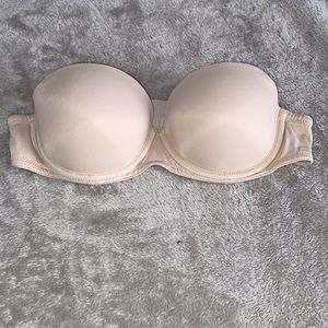 Victoria’s Secret PINK strapless bra